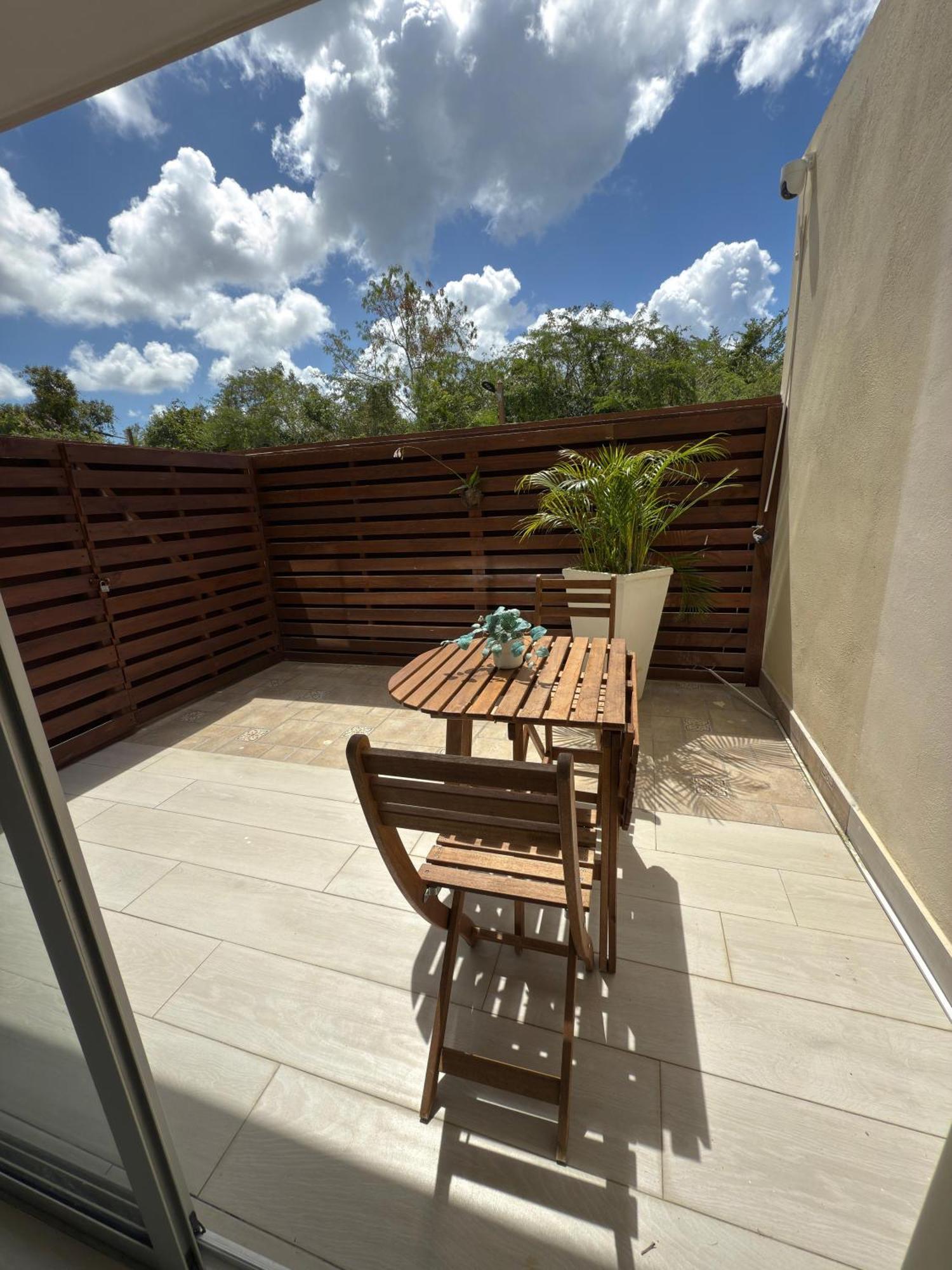 Blue Coast Apartment - Vibe Dominicus La Laguna Esterno foto